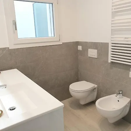 아파트 Piscina Fronte Mare & Terrazza - Jl Blue *